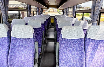 中型バス 三菱 ミディの内装