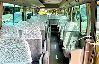 マイクロバス トヨタ コースター 27名の内装